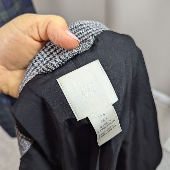 H&M Gray Plaid Double Breasted Blazer Size 6 Oversized Checkered Jacket - Picture 8 of 8